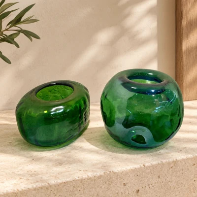 جا دستمال کاغذی شیشهای گرد به رنگ آبی کاربنی درخشان (Cobalt Blue) با طراحی مدرن.